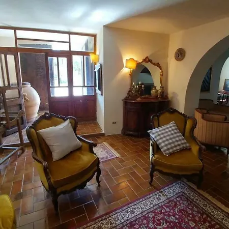 Casa Francesconi * Pietra Rossa